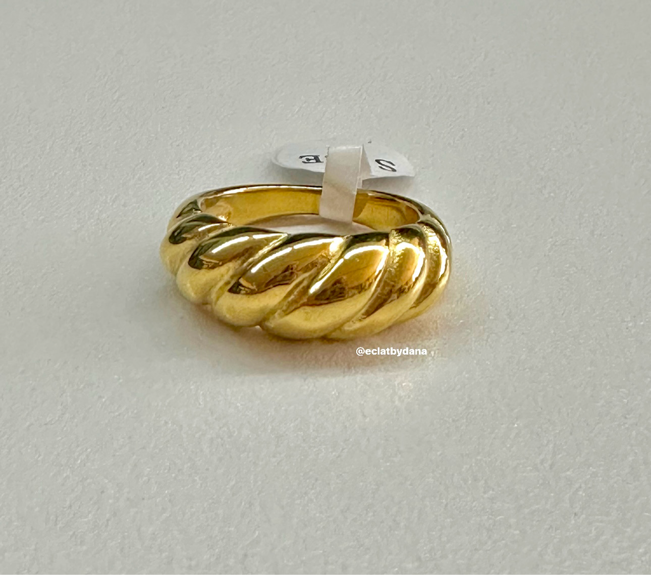 Croissant Ring