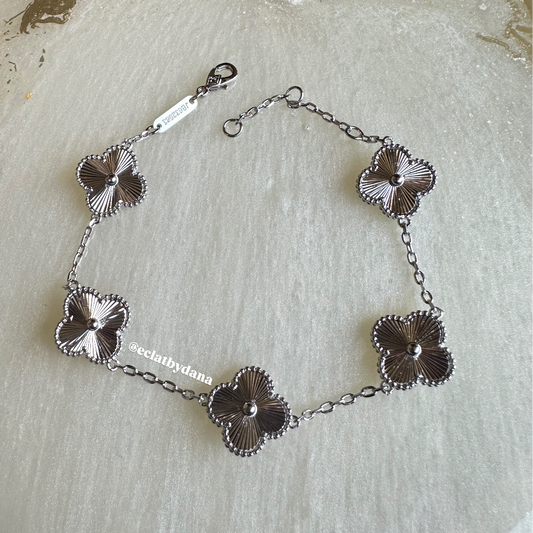 5 flower bracelet silver