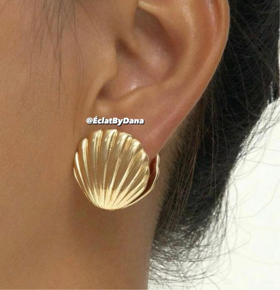 Shell Earring